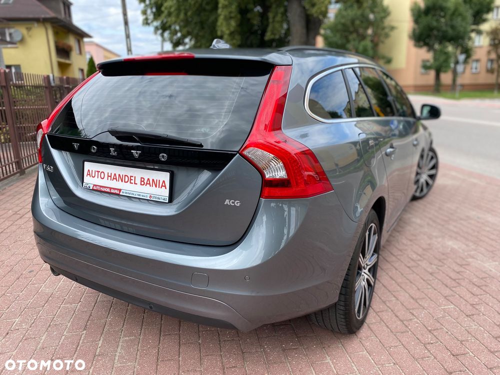 Volvo V60 D3 Drive-E Kinetic - 30