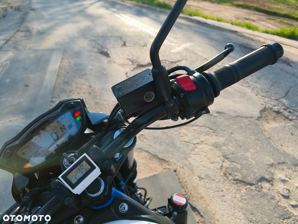Suzuki SV - 7