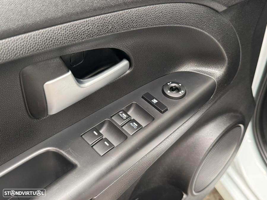 Kia Venga 1.4 CRDi ISG More - 23