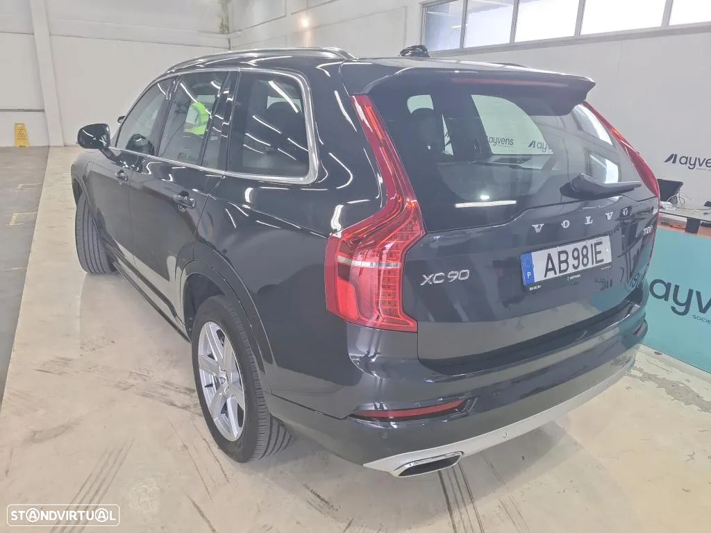 Volvo XC 90 2.0 T8 PHEV Momentum Plus AWD - 2