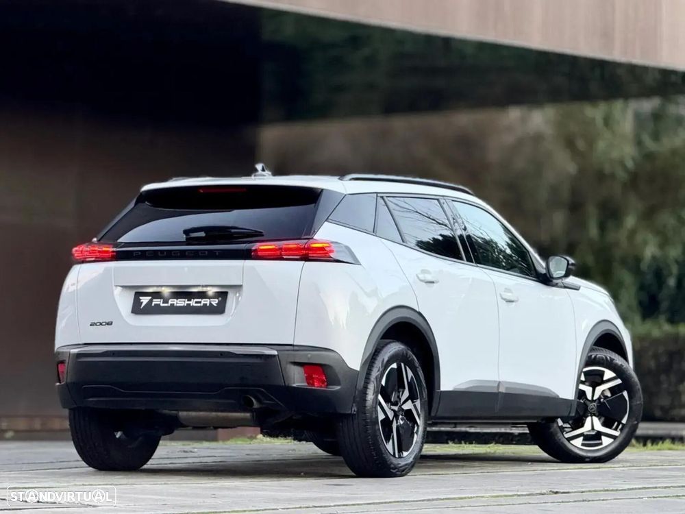 Peugeot 2008 - 13