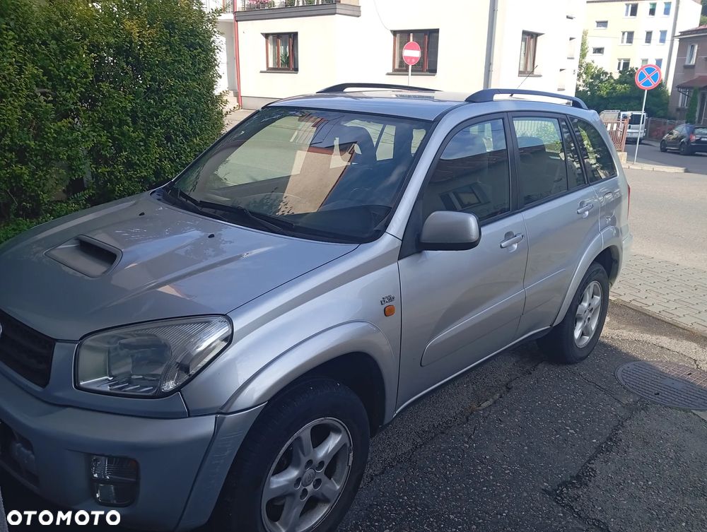 Toyota RAV4 D-4D 4x4 - 1