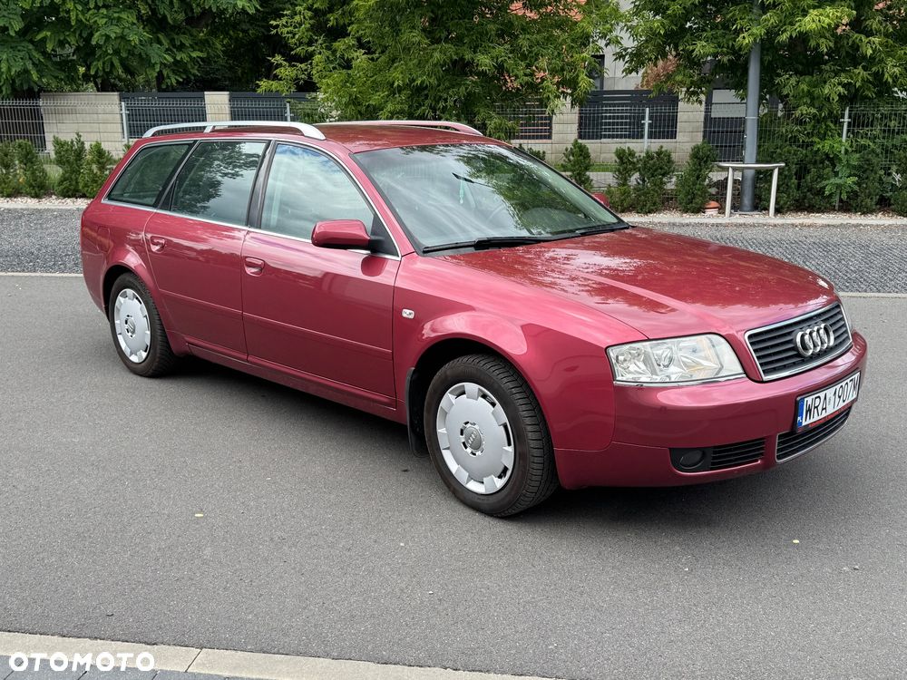 Audi A6 Avant 2.4 - 7