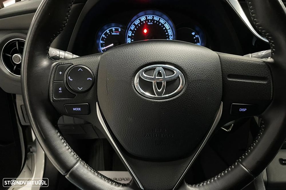 Toyota Auris 1.4 D-4D Exclusive - 40