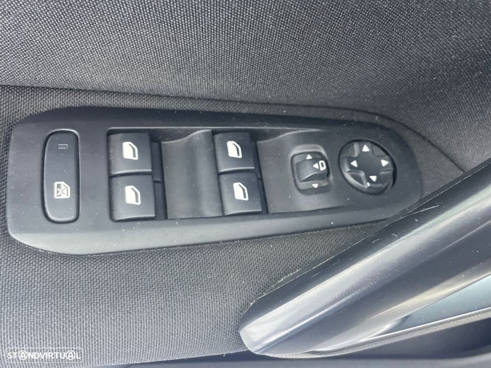 Peugeot 308 SW 1.5 BlueHDi Style - 21