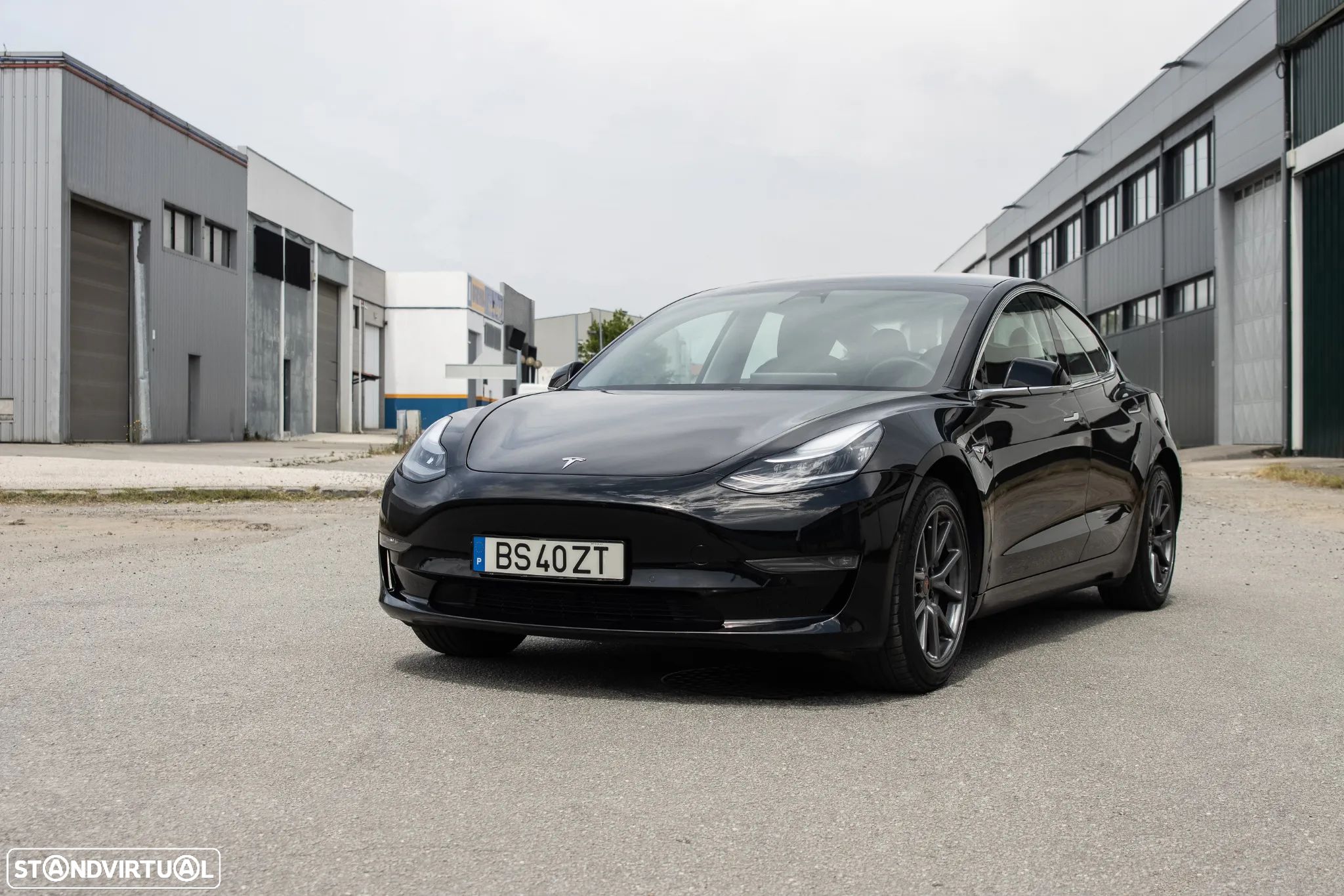 Tesla Model 3 Standard Range Plus RWD - 1