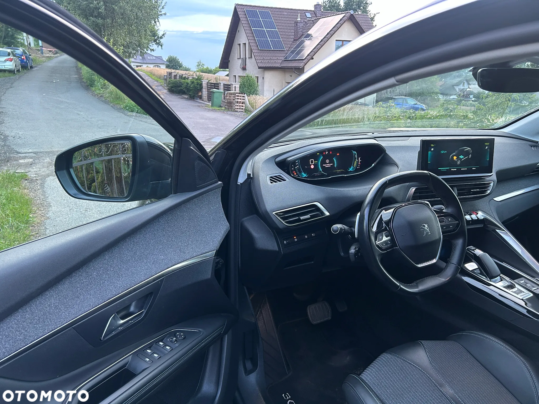 Peugeot 3008 1.6 PureTech Hybrid PHEV Allure Pack S&S EAT8 - 11