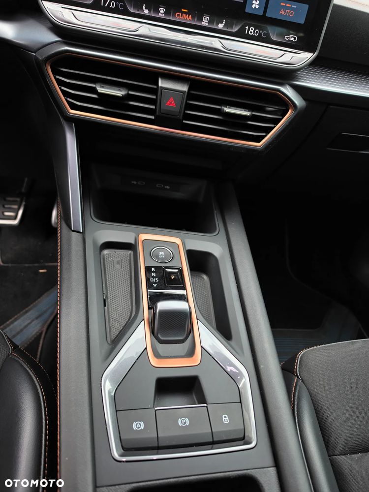 Cupra Formentor 1.5 eTSI DSG - 34