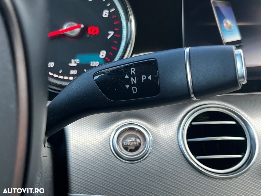 Mercedes-Benz E 300 Aut. - 18