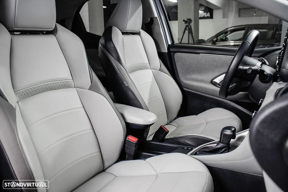 Toyota Yaris 1.5 HDF Luxury - 18