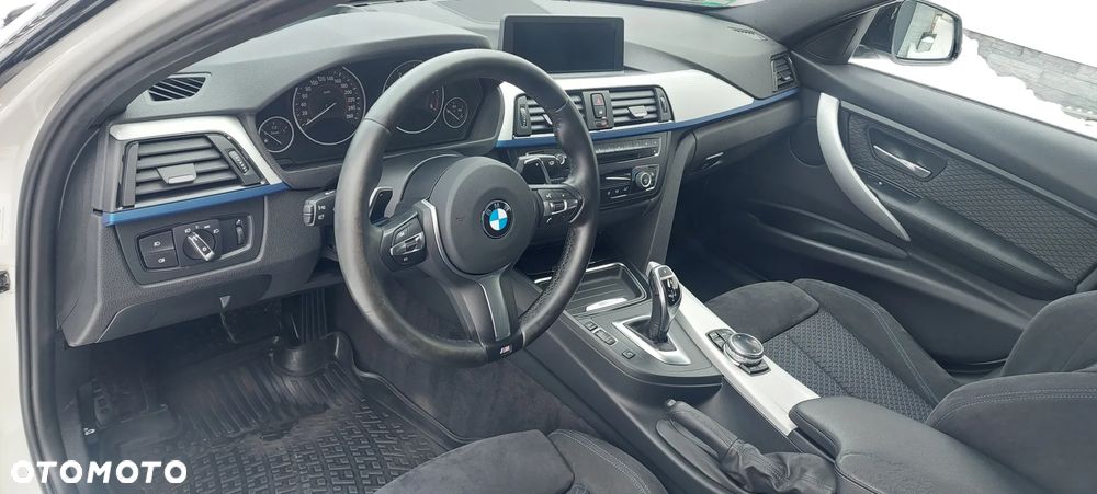BMW Seria 3 325d Sport-Aut - 8