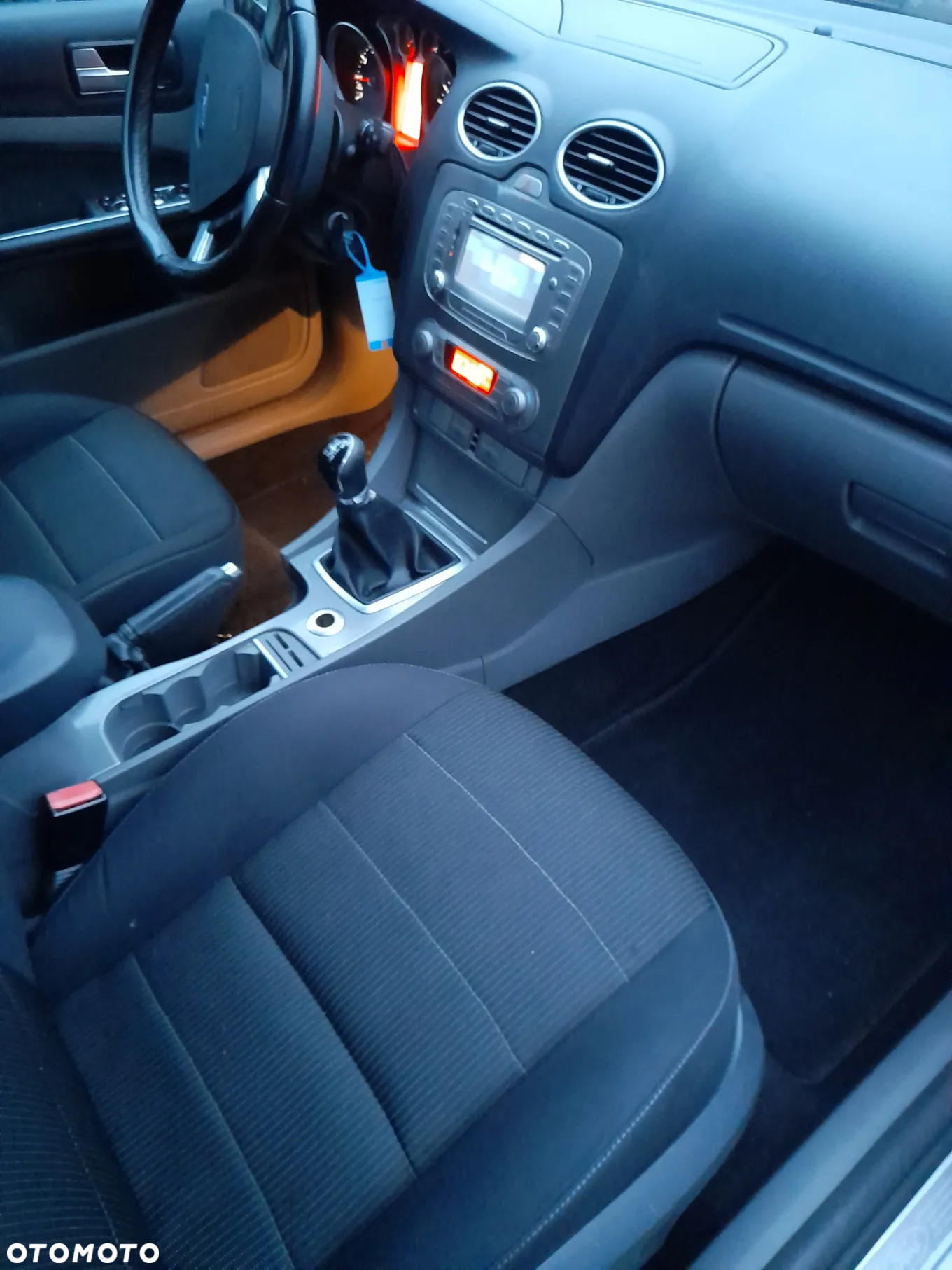Ford Focus 1.8 FF Platinium X - 12