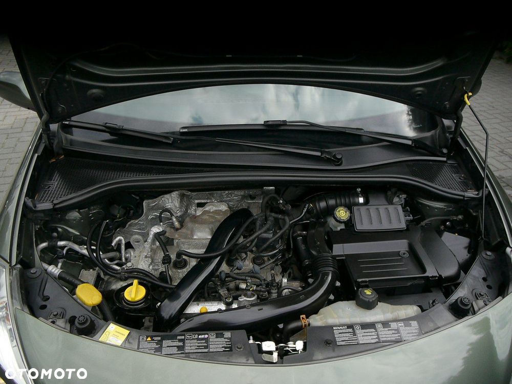 Renault Clio 1.2 16V TCE Alize Euro5 - 28