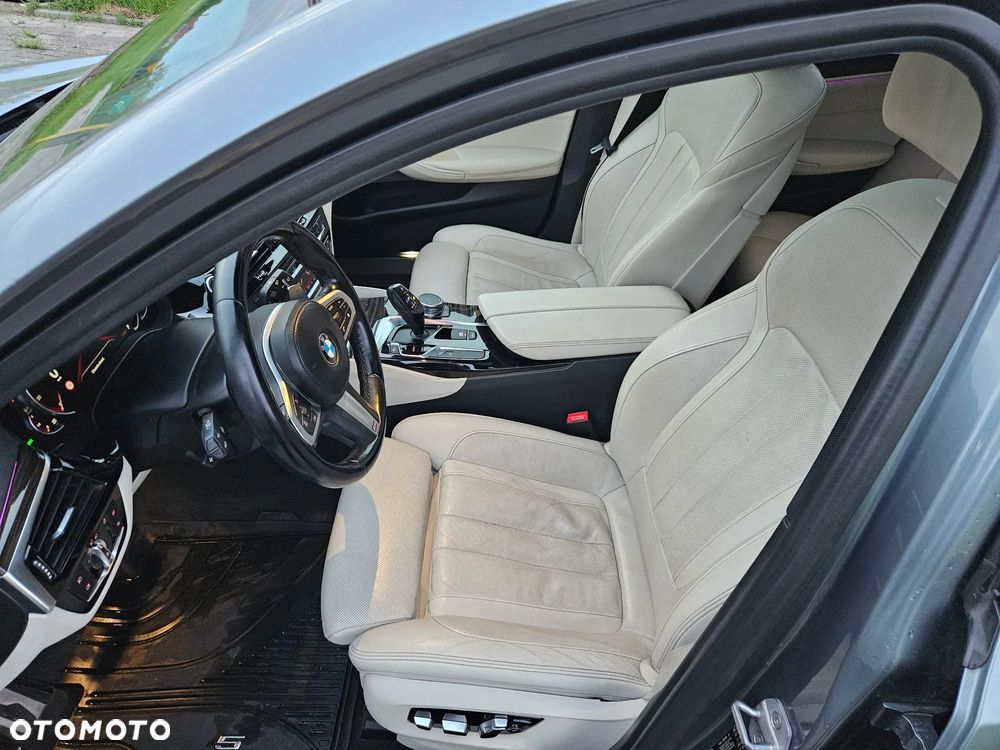 BMW Seria 5 520d xDrive Sport - 21