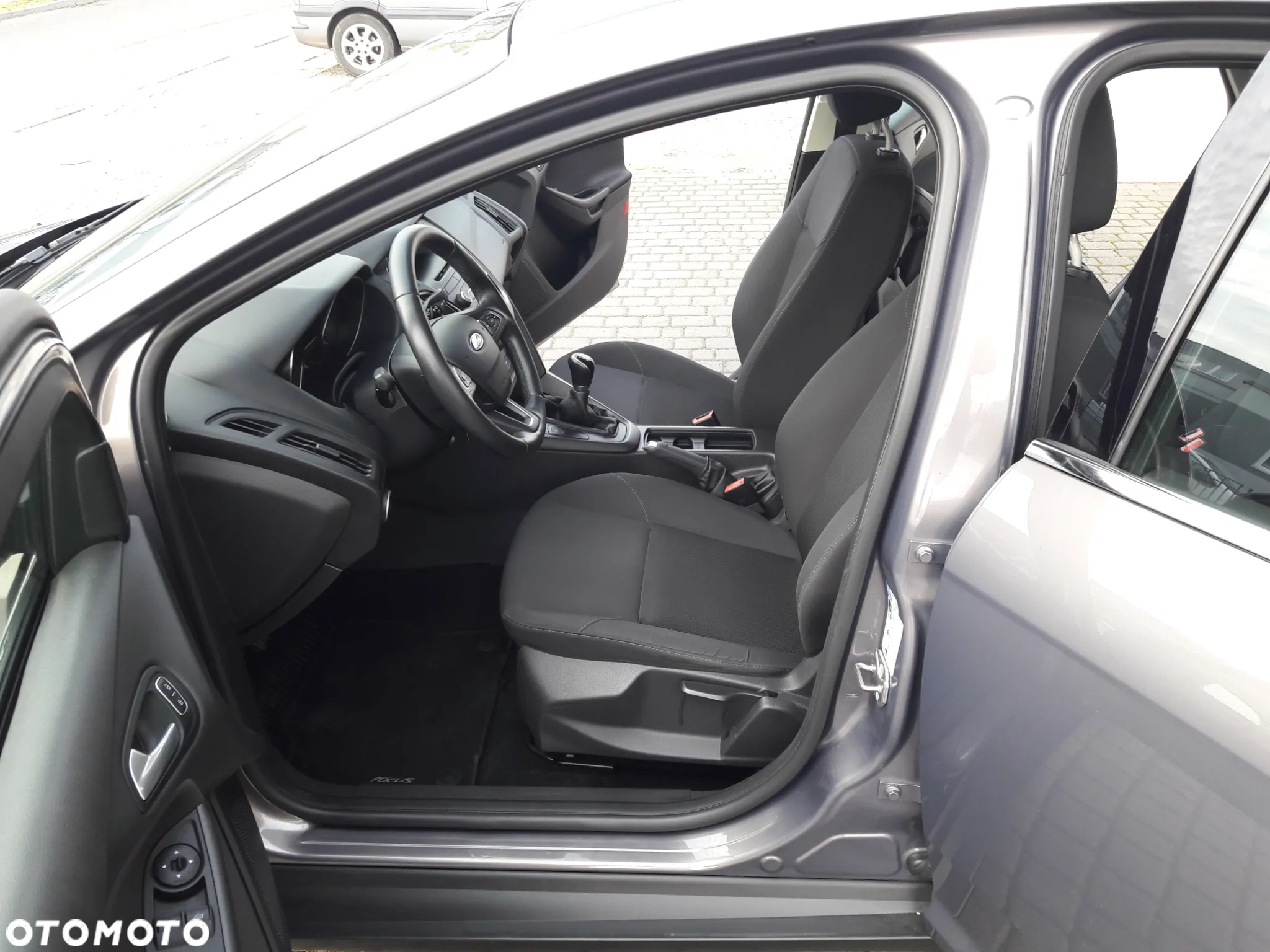 Ford Focus 1.0 EcoBoost Edition - 5