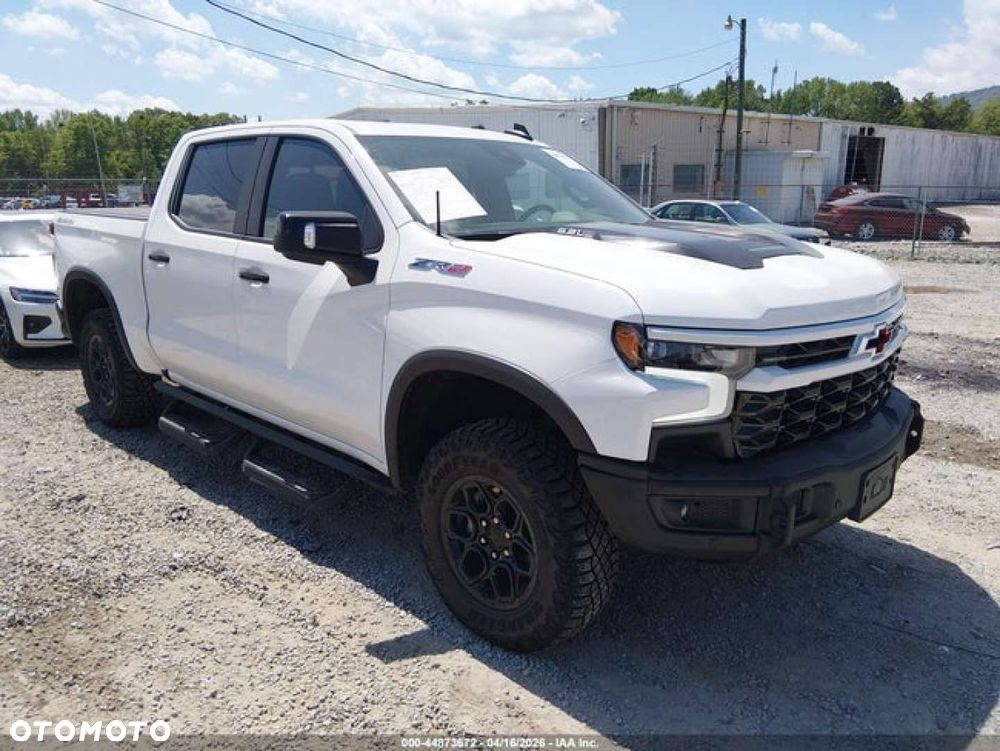 Chevrolet Silverado - 8