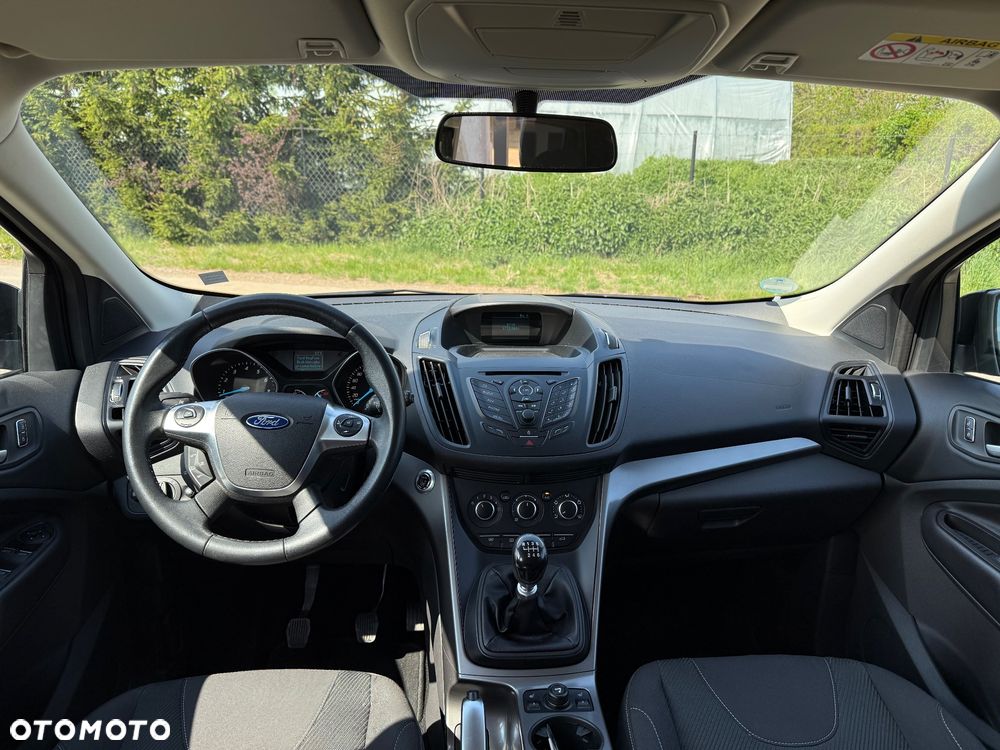 Ford Kuga 1.5 EcoBoost 2x4 Trend - 3