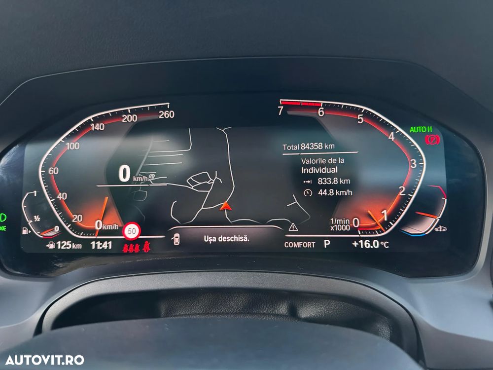 BMW Seria 3 330i xDrive AT - 13
