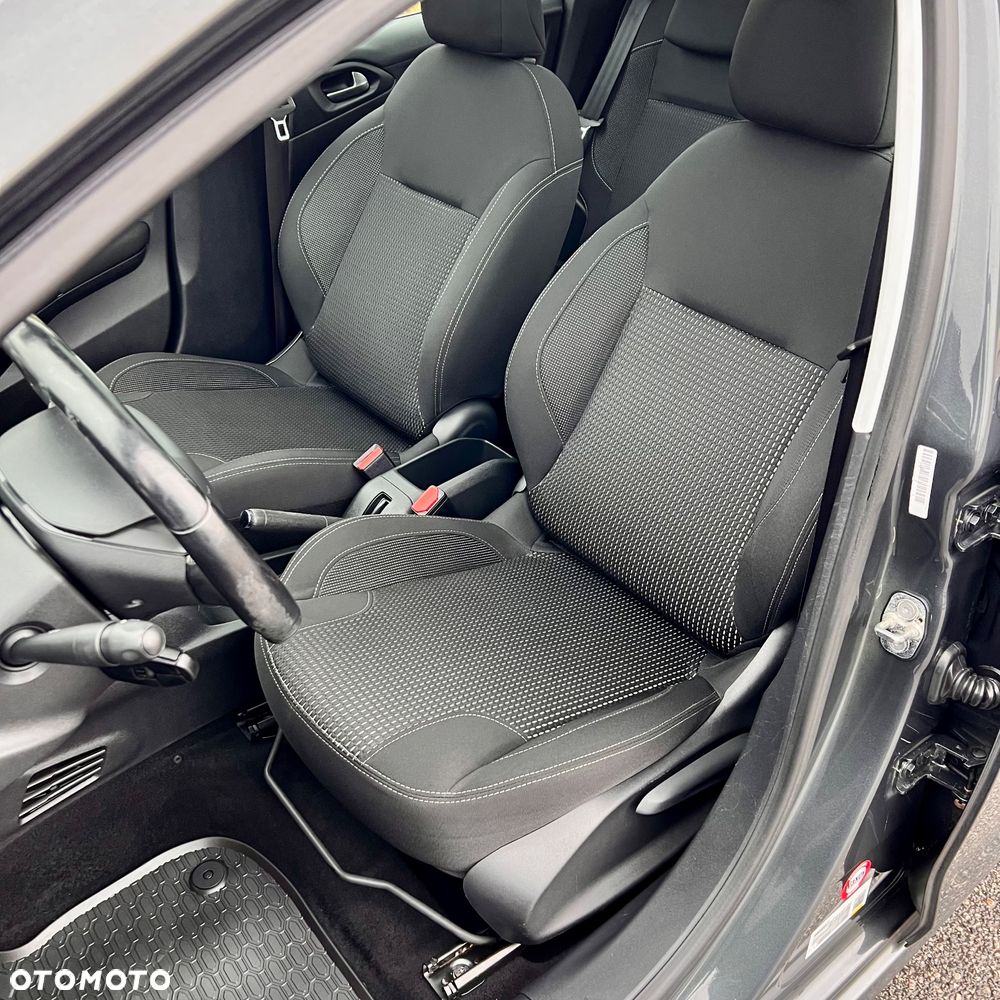Peugeot 208 82 PureTech Style - 12