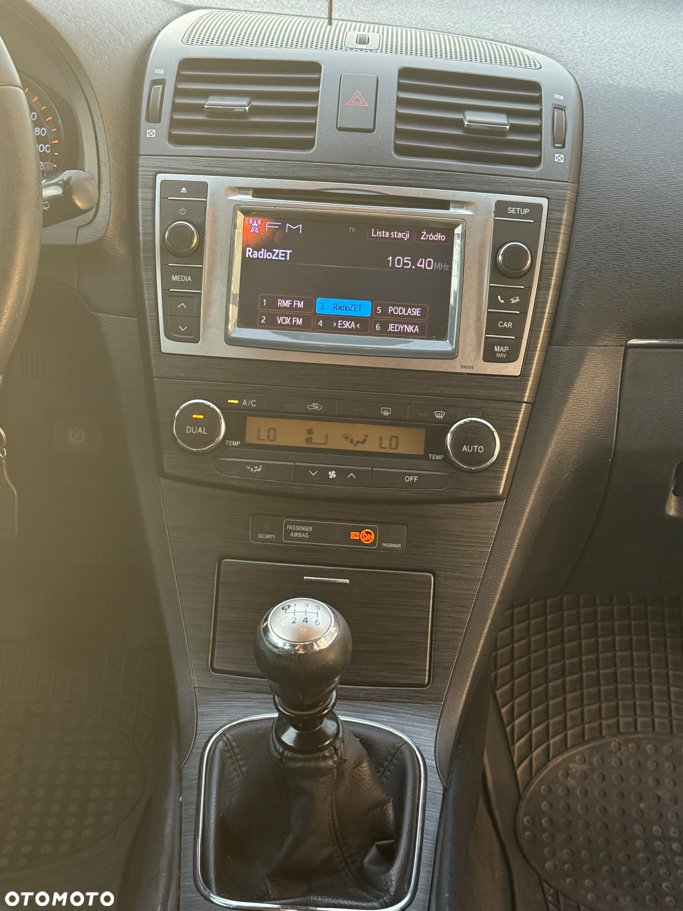 Toyota Avensis 2.0 D-4D Luna - 6