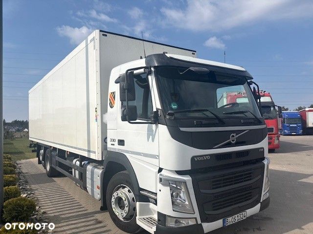 Volvo FM330  6X2 - 2