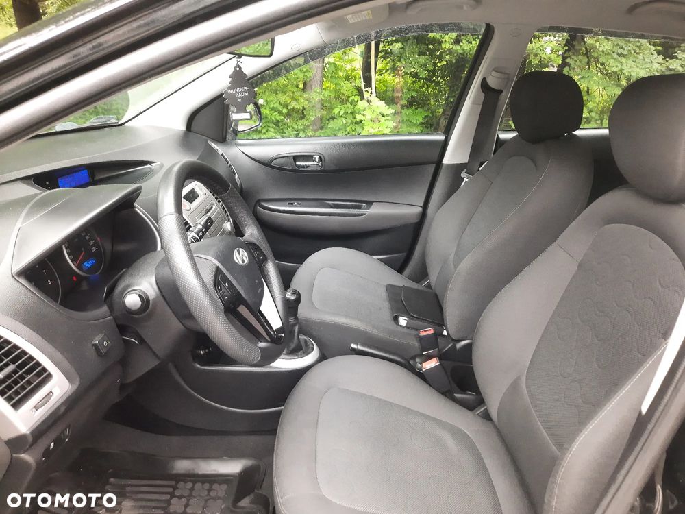 Hyundai i20 1.2 Comfort EU5 - 9