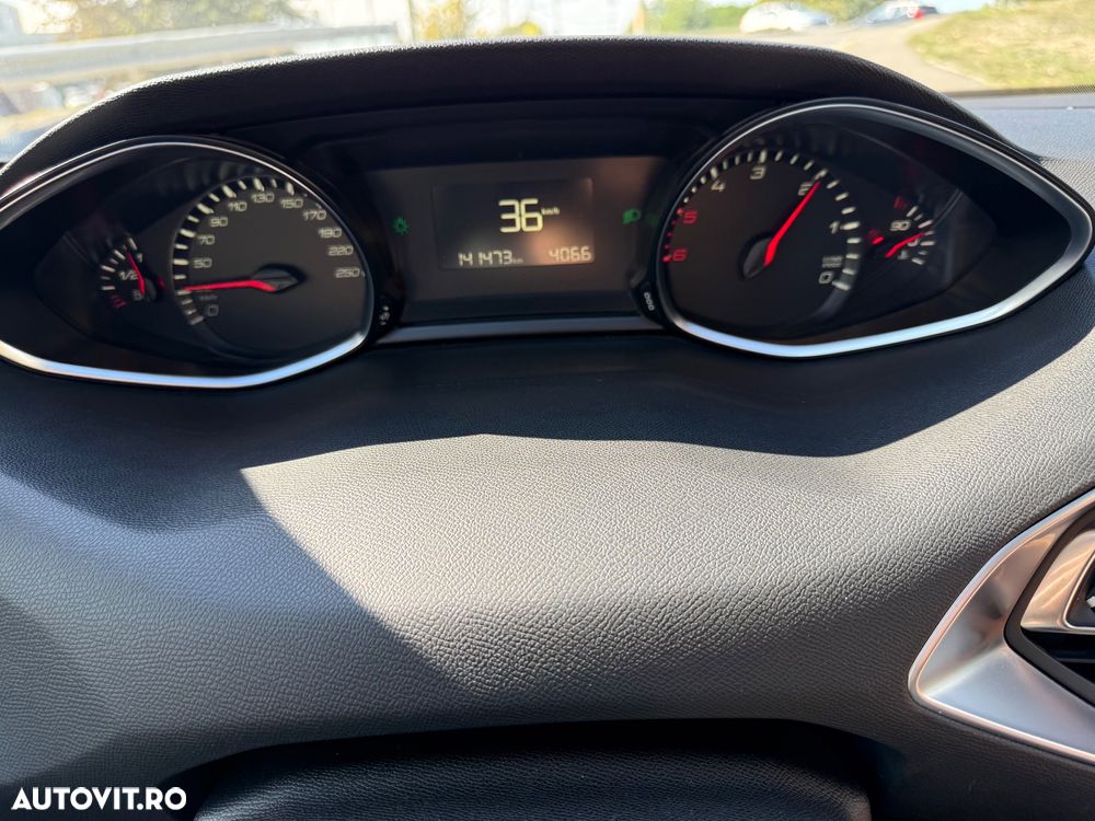 Peugeot 308 SW BlueHDi 100 Stop & Start Active - 17