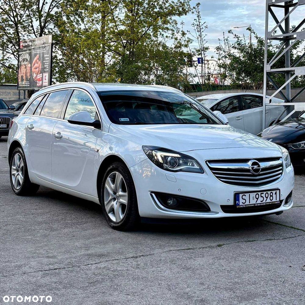 Opel Insignia - 1
