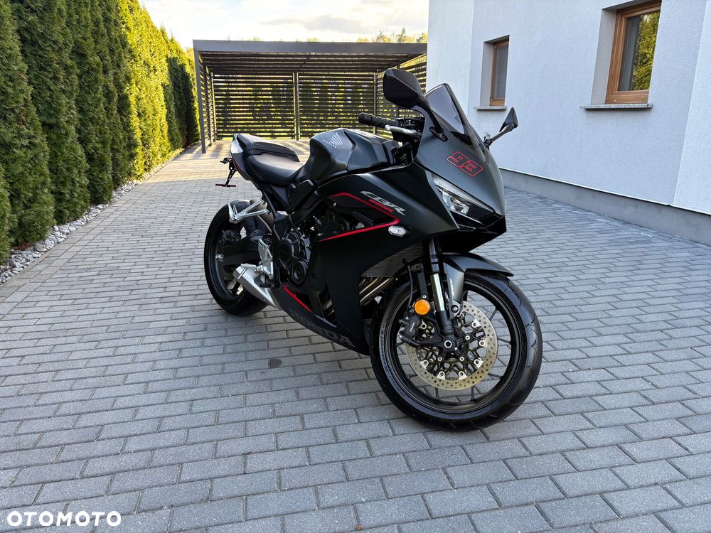 Honda CBR - 3