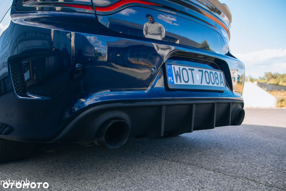 Dodge Challenger - 6