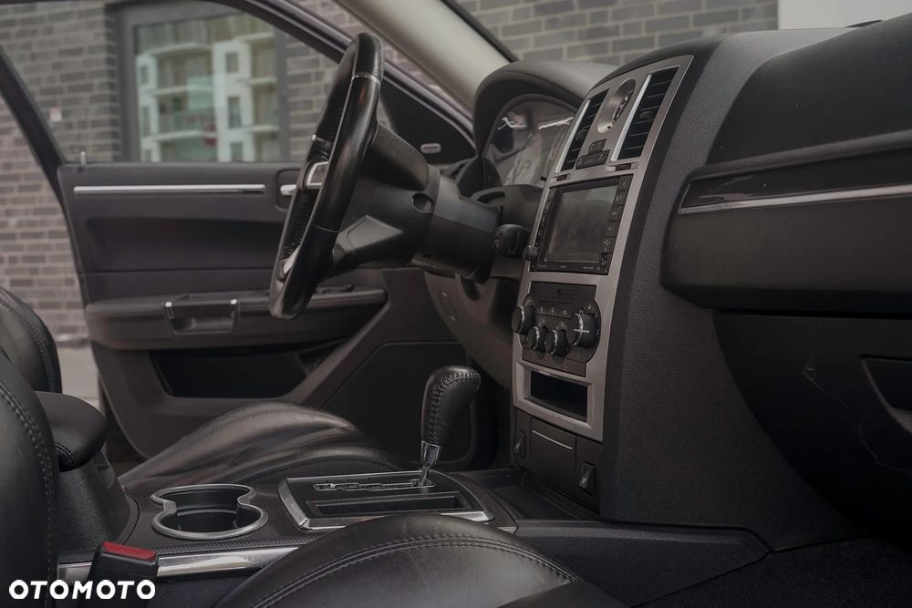 Chrysler 300C 3.0 CRD DPF Automatik SRT-Design - 26