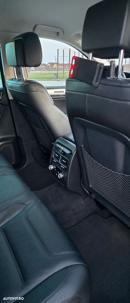 Volkswagen Touareg 3.0 V6 TDI BMT - 12