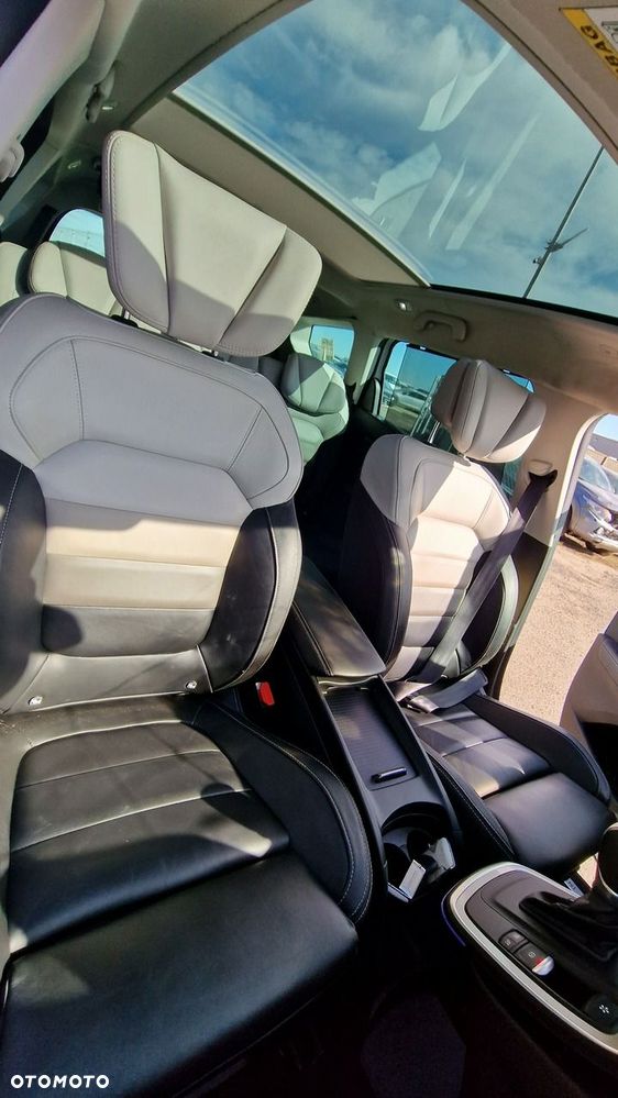 Renault Grand Scenic - 19