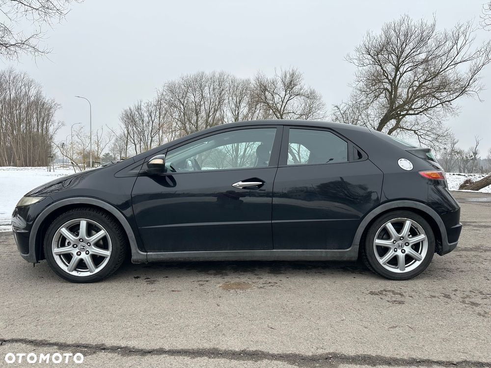 Honda Civic 1.8 Comfort - 1