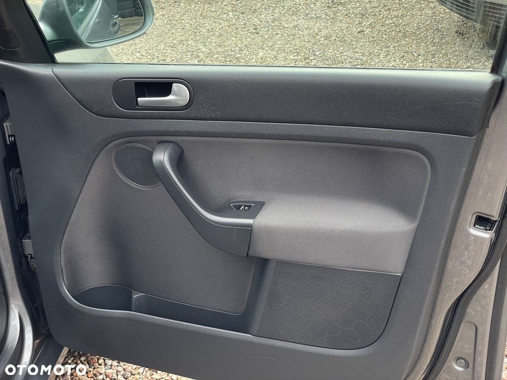 Volkswagen Golf Plus 1.6 Trendline - 26
