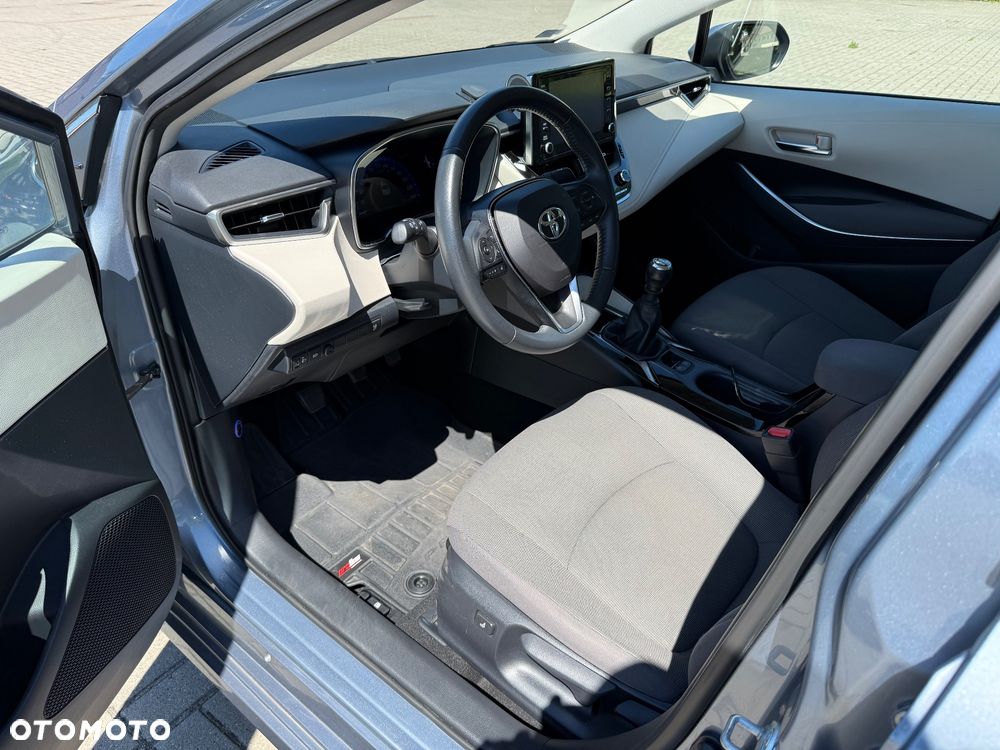 Toyota Corolla 1.6 Comfort - 14