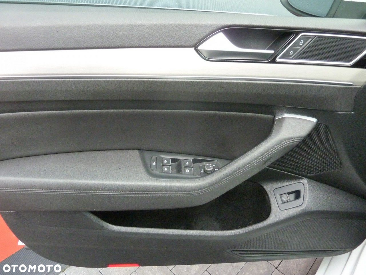 Volkswagen Passat - 30
