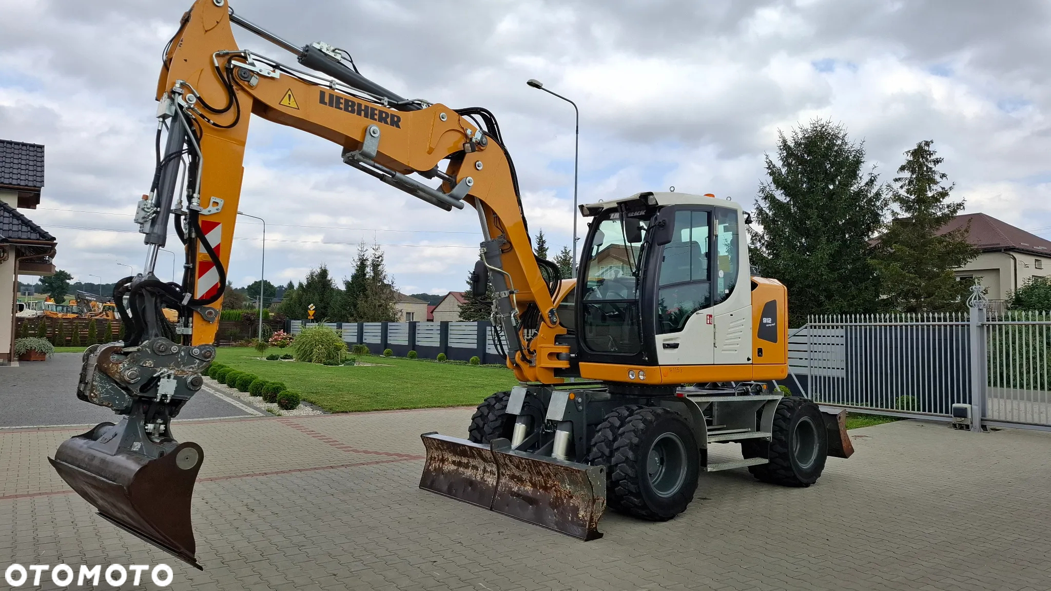 Liebherr A912 COMPACT Rok 2020 Jak Nowa - 5