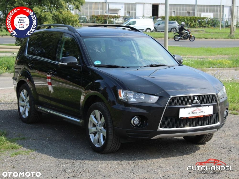 Mitsubishi Outlander - 1