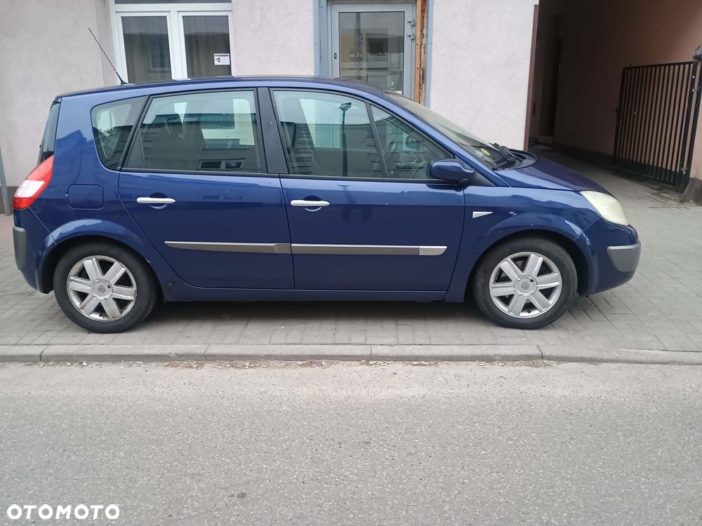 Renault Scenic 2.0 16V Dynamique - 4