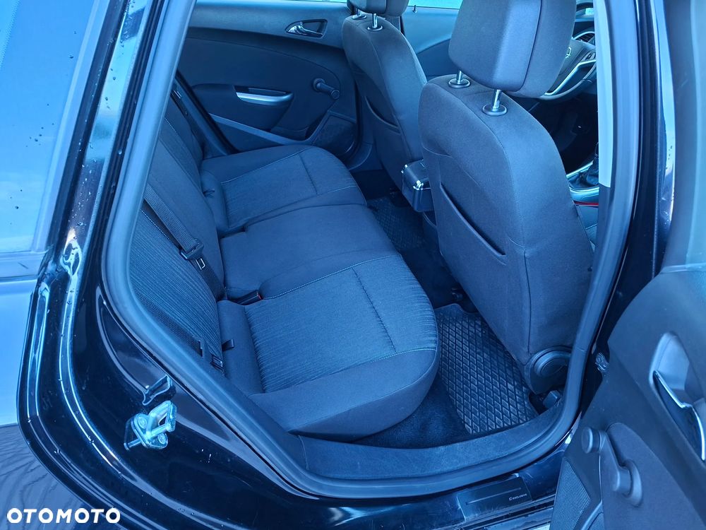 Opel Astra 1.4 Turbo - 13