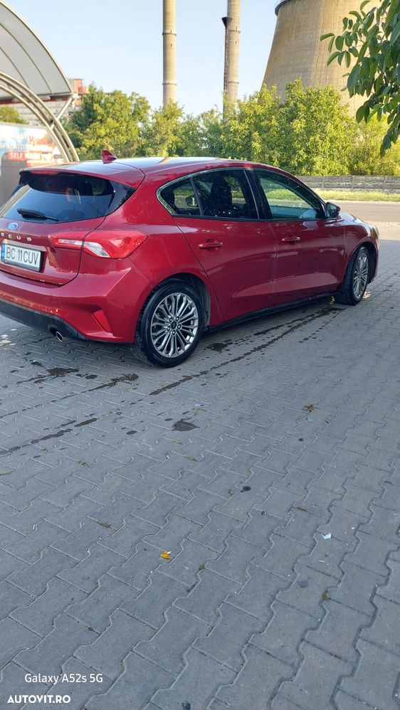 Ford Focus 1.0 EcoBoost MHEV Titanium - 9