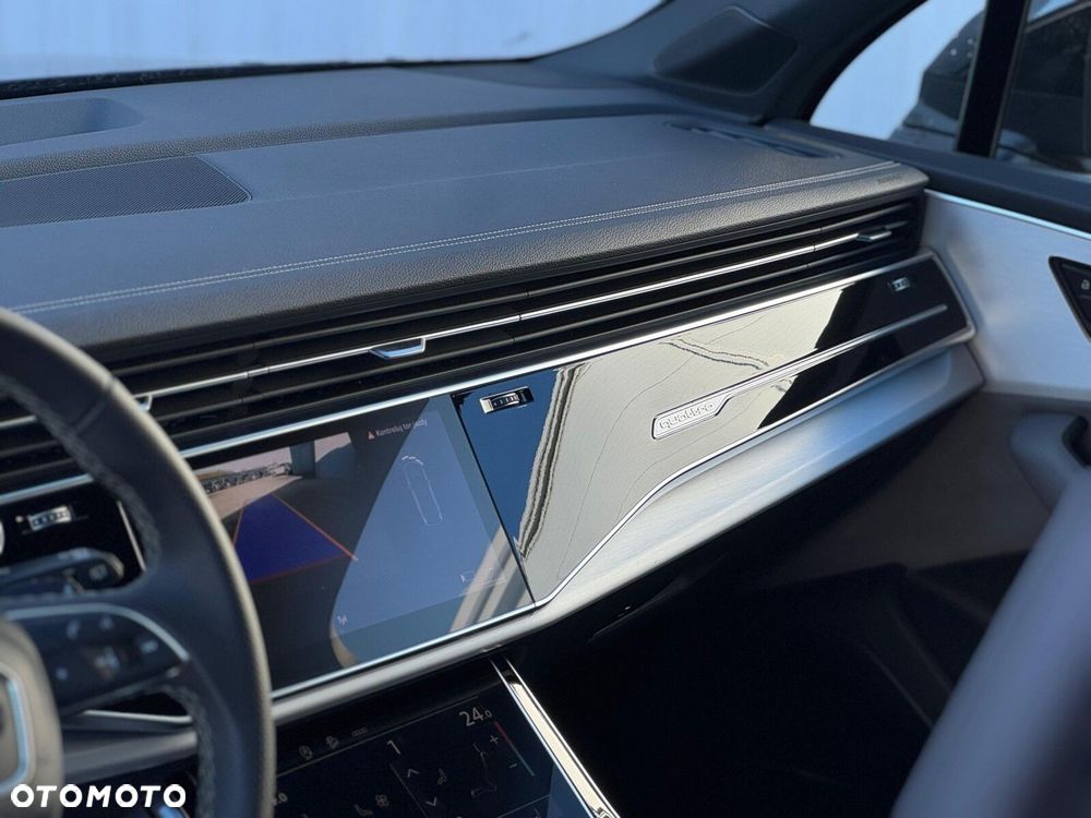 Audi Q7 - 12