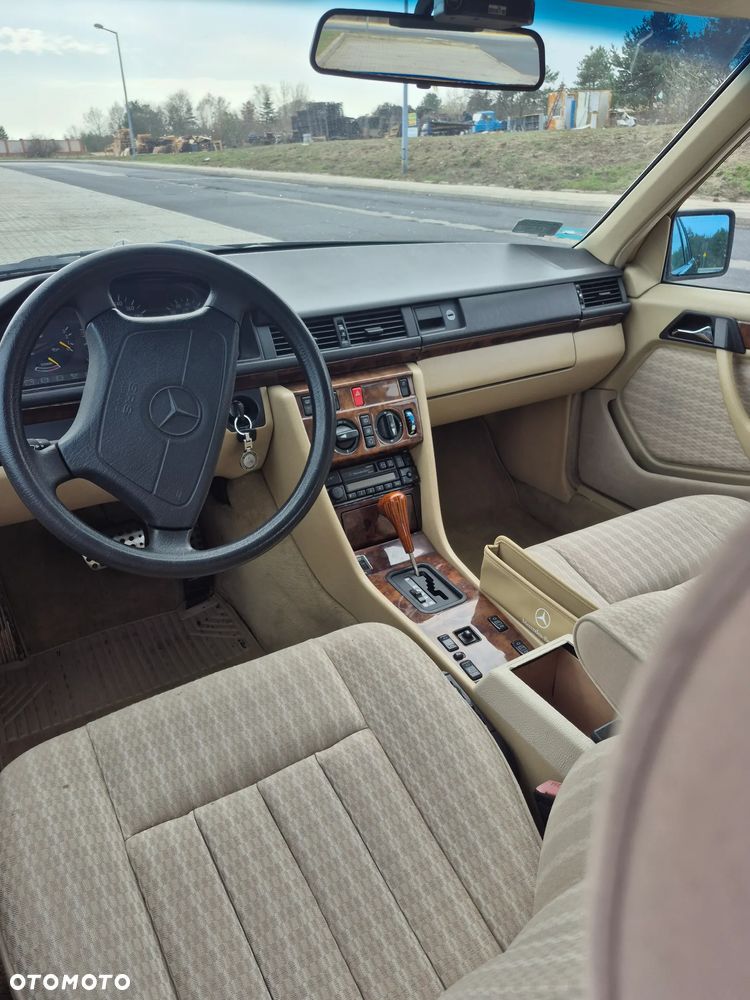 Mercedes-Benz W124 (1984-1993) - 10