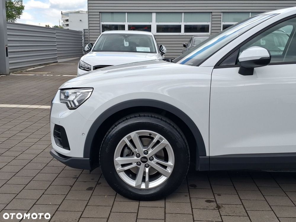 Audi Q3 - 24