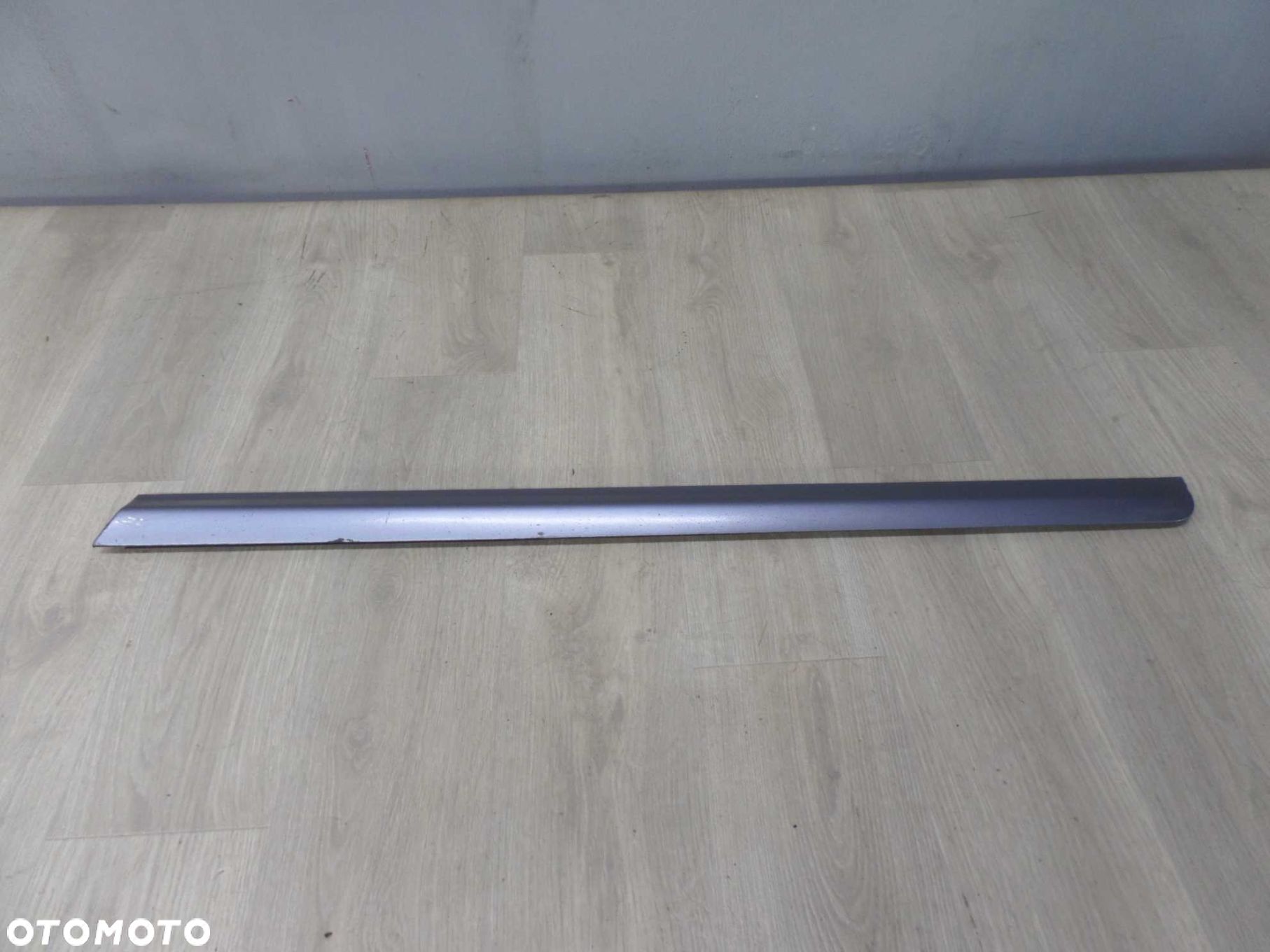 AUDI A4 B7 LISTWA DRZWI PRZOD DOLNA PRAWA 8E0853960C LY7H S-LINE 01-07 - 1
