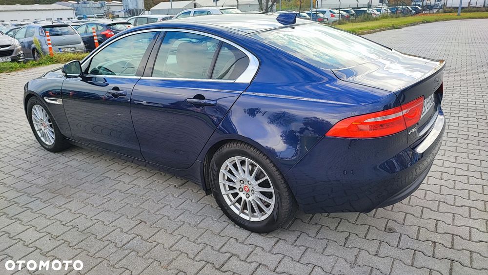 Jaguar XE E-Performance Prestige - 5