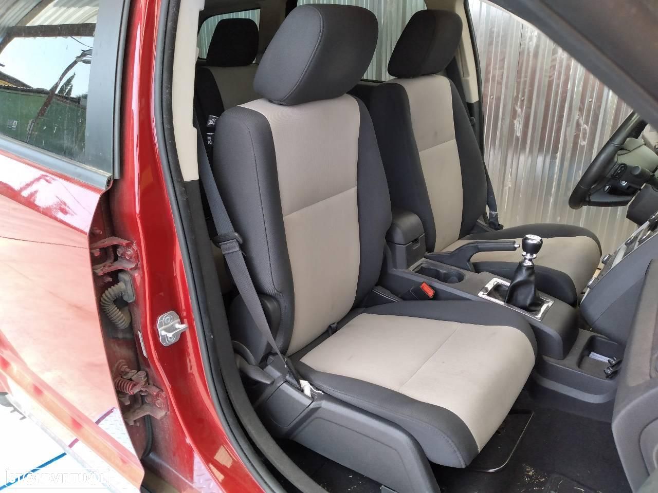 BANCO FRENTE DIREITO DODGE JOURNEY JC - 1
