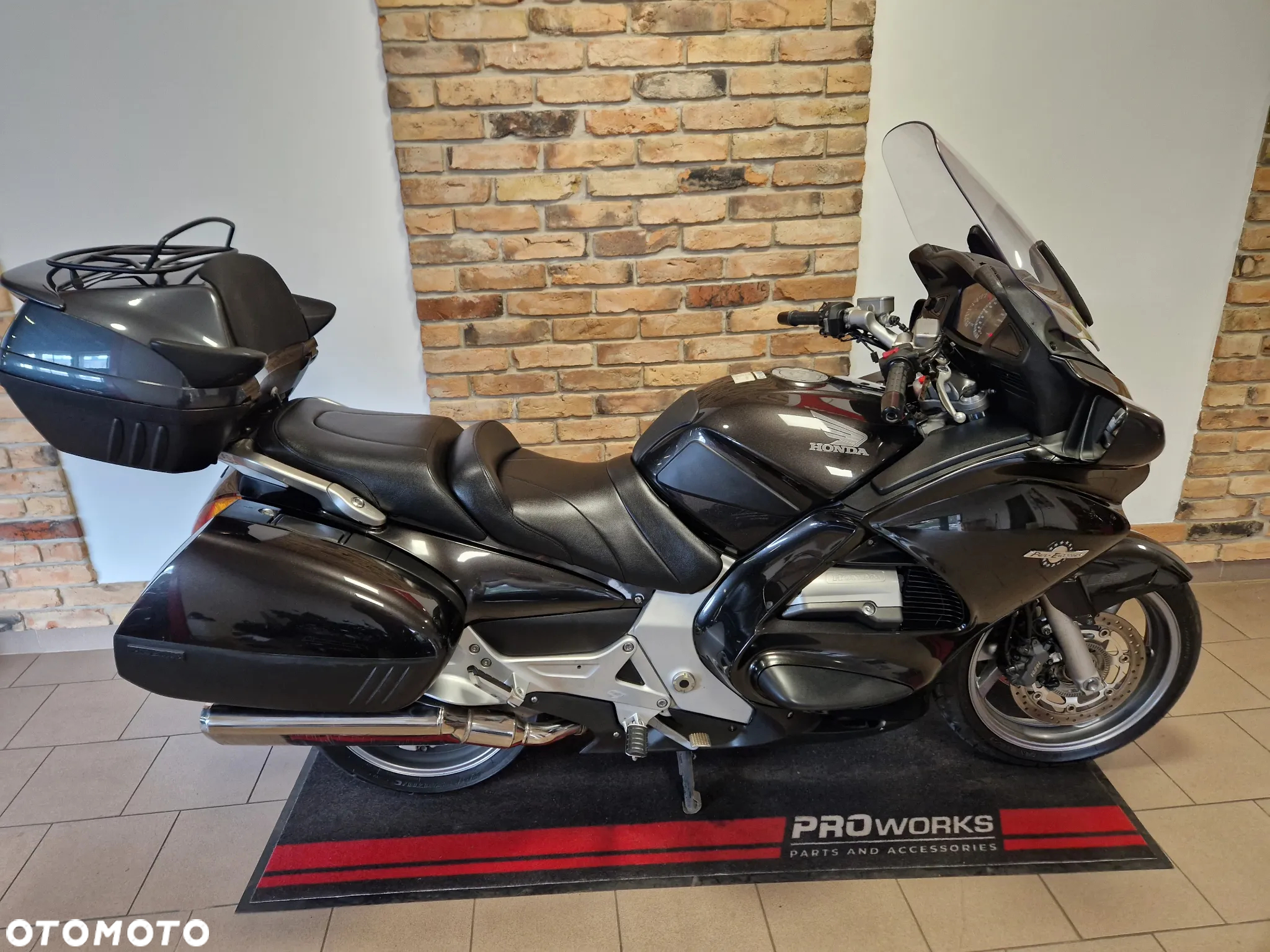 Honda ST - 23