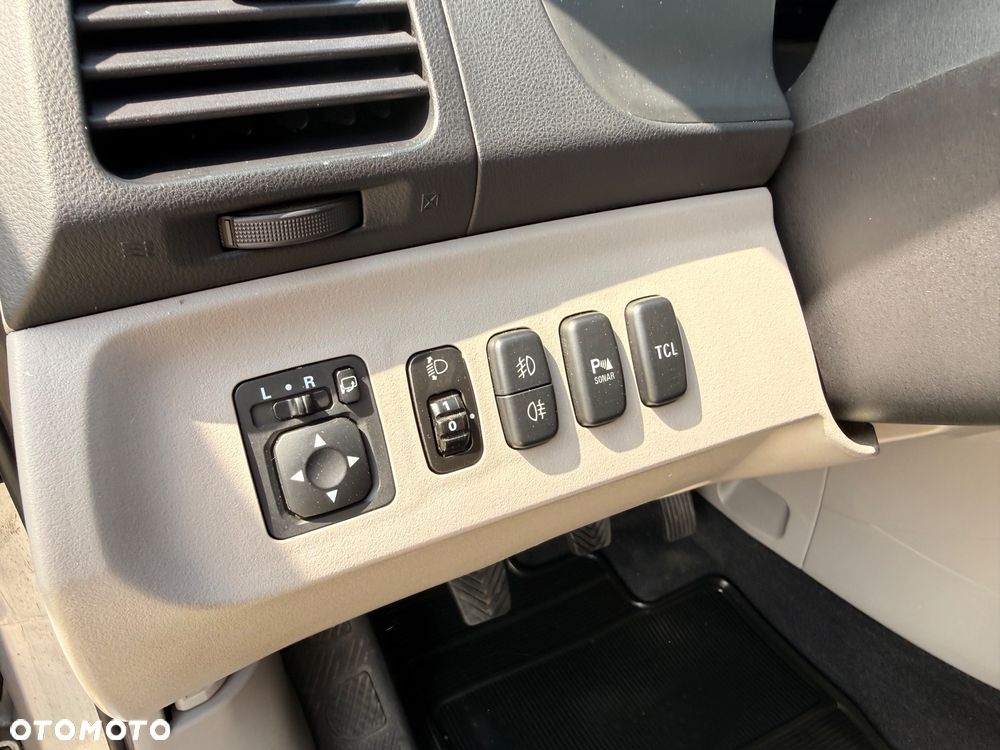 Mitsubishi Grandis 2.0 DI-D 7-Sitzer Intense - 14